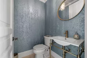 464 Golden Gate Point, Sarasota, FL 34236 - Photo 21