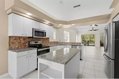 7161 Drewrys Bluff, Bradenton, FL 34203 - Photo 7