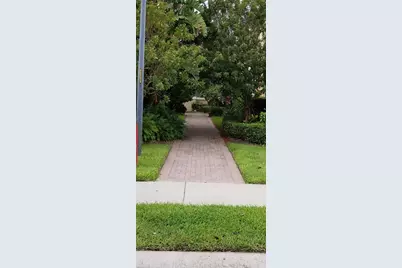 8082 Moonstone Drive #17-101, Sarasota, FL 34233 - Photo 17