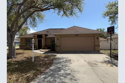 6839 34th Avenue E, Palmetto, FL 34221 - Photo 1