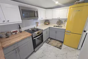 2601 Gulf Dr N, Bradenton Beach, FL 34217 - Photo 7