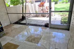 6896 W Country Club Ln, Sarasota, FL 34243 - Photo 23