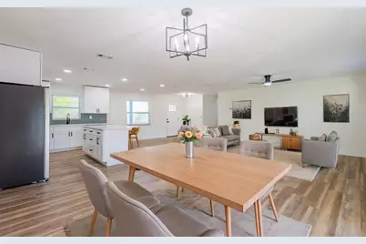 1517 Hallam Court N, Lakeland, FL 33813 - Photo 5