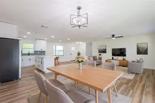 1517 Hallam Ct N, Lakeland, FL 33813 - Photo 5