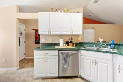 646 Park Valley Circle, Minneola, FL 34715 - Photo 5