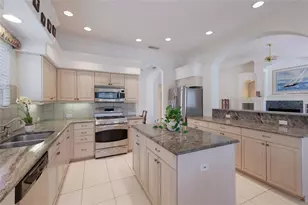 8428 Misty Morning Ct, Lakewood Ranch, FL 34202 - Photo 11