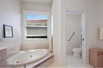 8428 Misty Morning Court, Lakewood Ranch, FL 34202 - Photo 19