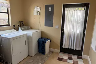 1500 Crest Dr, Englewood, FL 34223 - Photo 25