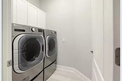 8142 Miramar Way, Lakewood Ranch, FL 34202 - Photo 31