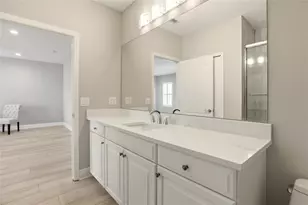 8142 Miramar Way, Lakewood Ranch, FL 34202 - Photo 27