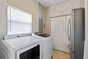 27350 San Carlos Dr, Punta Gorda, FL 33983 - Photo 21