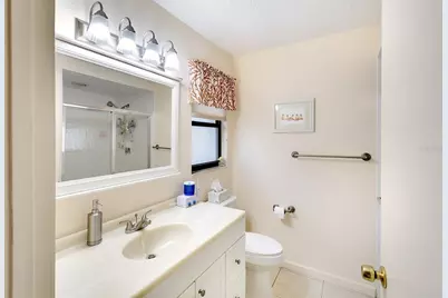 6004 Vivienda Drive #8, Bradenton, FL 34207 - Photo 11