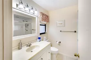 6004 Vivienda Dr, Bradenton, FL 34207 - Photo 11