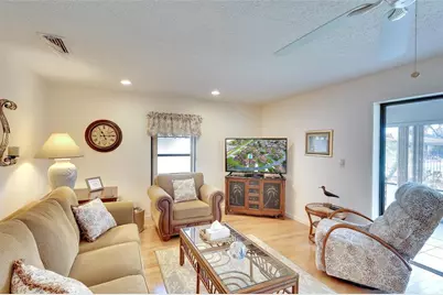 6004 Vivienda Drive #8, Bradenton, FL 34207 - Photo 23