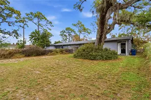 2710 5th St E, Bradenton, FL 34208 - Photo 15