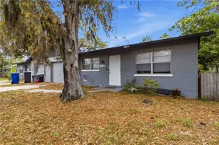 2710 5th St E, Bradenton, FL 34208 - Photo 9