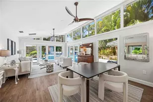 2381 Florinda St, Sarasota, FL 34231 - Photo 7