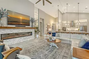 8278 Grande Shores Dr, Sarasota, FL 34240 - Photo 15