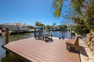 517 70th St, Holmes Beach, FL 34217 - Photo 35