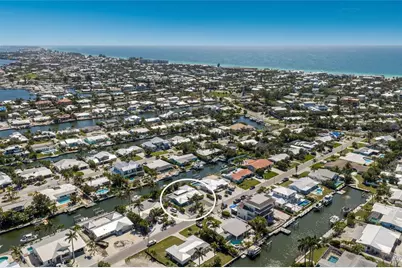 517 70th Street, Holmes Beach, FL 34217 - Photo 45