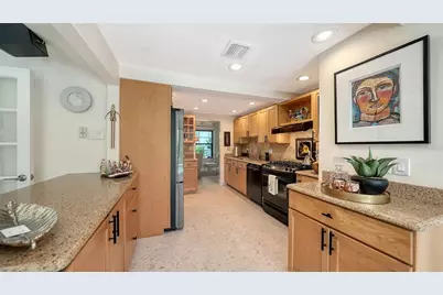 1855 Sherwood Street, Sarasota, FL 34231 - Photo 15