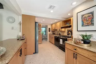 1855 Sherwood St, Sarasota, FL 34231 - Photo 15