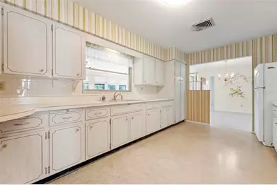 3052 Webber Street, Sarasota, FL 34239 - Photo 13