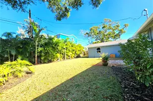 4737 Del Rio Way S, Gulfport, FL 33711 - Photo 25