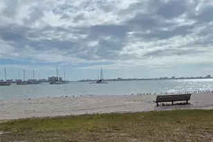 4737 Del Rio Way S, Gulfport, FL 33711 - Photo 49