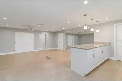 5823 22nd Street W, Bradenton, FL 34207 - Photo 3