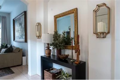 3220 78th Avenue E, Sarasota, FL 34243 - Photo 9