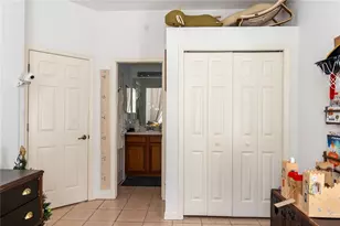 3220 78th Ave E, Sarasota, FL 34243 - Photo 19