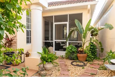 3220 78th Avenue E, Sarasota, FL 34243 - Photo 23