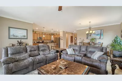 6517 Willowshire Way, Bradenton, FL 34212 - Photo 9