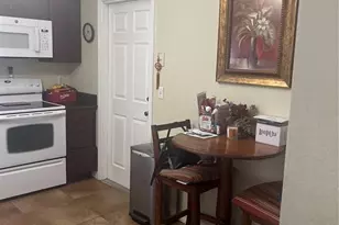 1207 Lake Blue Cir, Apopka, FL 32703 - Photo 5