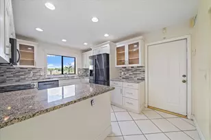 603 Speck Ct, Tampa, FL 33613 - Photo 3