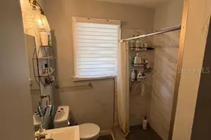 203 NW 25 St, Gainesville, FL 32607 - Photo 5