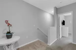 2471 Midnight Pearl Dr, Sarasota, FL 34240 - Photo 25