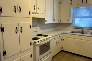 2428 Waldemere St, Sarasota, FL 34239 - Photo 7