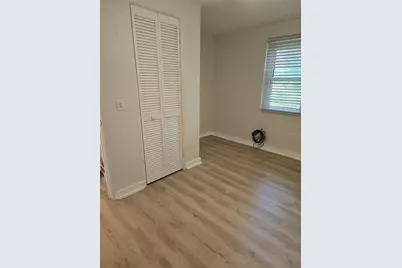 4108 Nelson Avenue, Sarasota, FL 34231 - Photo 9