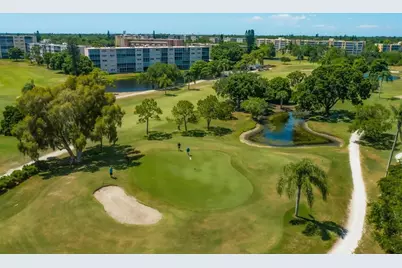 4240 Ironwood Circle #406AA, Bradenton, FL 34209 - Photo 3