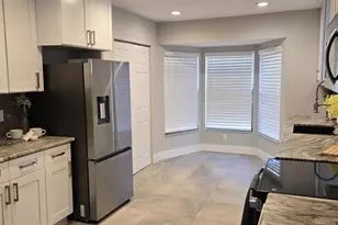 2720 Eastbrook Dr, Lakeland, FL 33811 - Photo 11