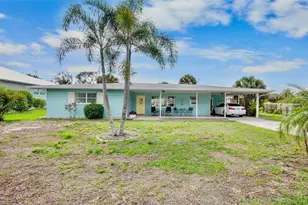 223 Roberts Rd, Nokomis, FL 34275 - Photo 3