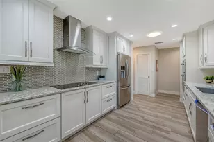 5231 Siesta Cove Dr, Sarasota, FL 34242 - Photo 19