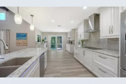 5231 Siesta Cove Drive, Sarasota, FL 34242 - Photo 21