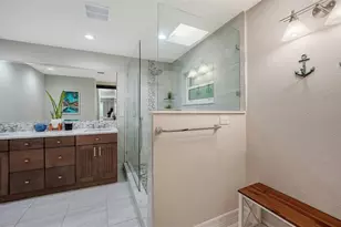 5231 Siesta Cove Dr, Sarasota, FL 34242 - Photo 29