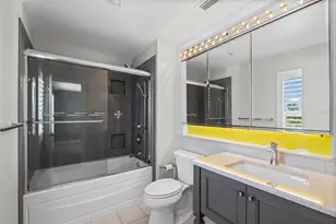 3701 5th Ave, Holmes Beach, FL 34217 - Photo 27