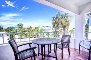 3701 5th Ave, Holmes Beach, FL 34217 - Photo 3