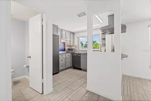 3701 5th Ave, Holmes Beach, FL 34217 - Photo 17