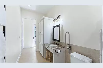 2625 Colony Terrace, Sarasota, FL 34239 - Photo 31